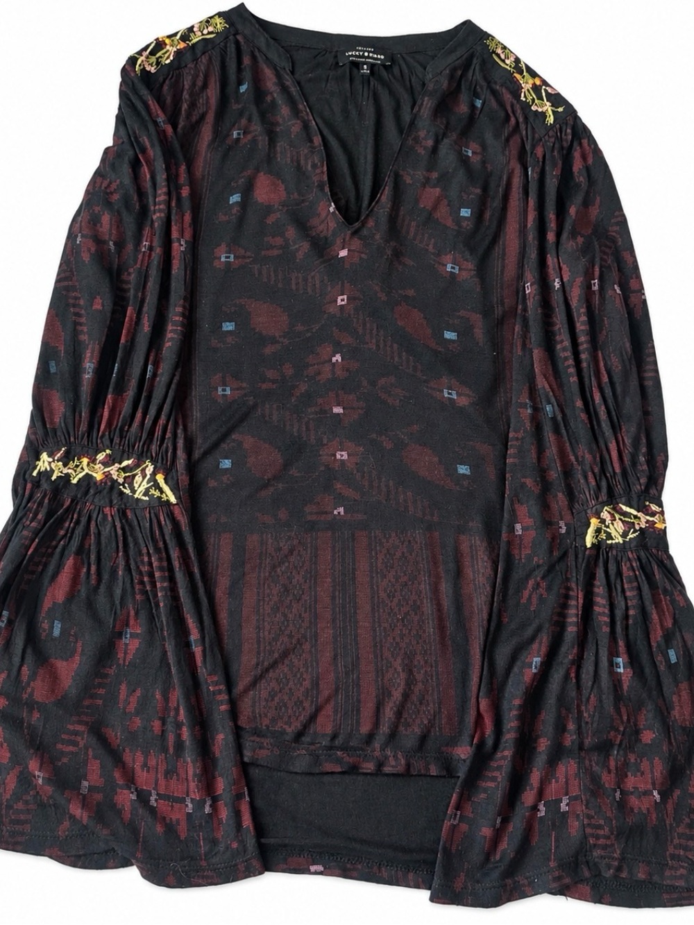 Lucky Brand women’s black and burgundy boho embroidered peasant blouse. Size S.